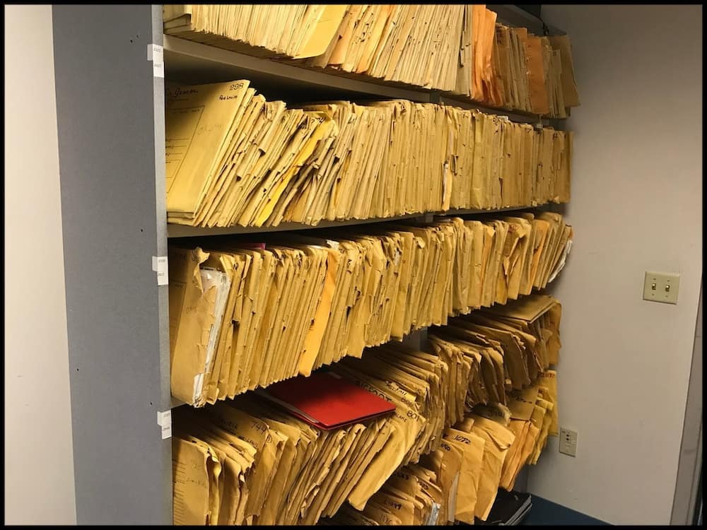 Side-loading folders